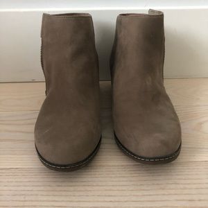 dansko leanna bootie